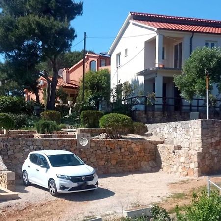 Apartmani Huljic 스타리 그라드 외부 사진